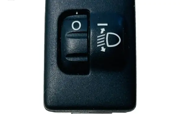 Toyota Avensis T270 Headlight level height control switch 8415202040 84152-02040