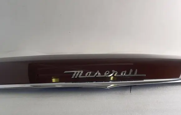 Maserati Levante Tailgate/trunk spoiler 670042733