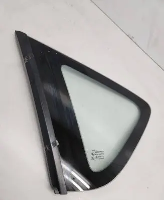 Opel Zafira A Front triangle window/glass DOT654AS2M2231 BPK4K50N50 11971993