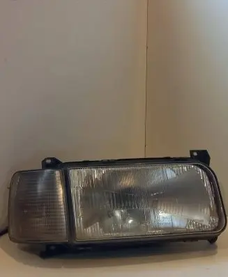Volkswagen PASSAT B3 Headlight/headlamp 301133466 7R0134597