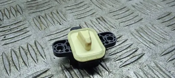 Mercedes-Benz GLE (W166 - C292) Airbag deployment crash/impact sensor A1668210351