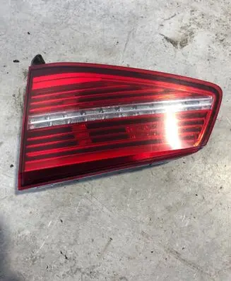 Volkswagen PASSAT B8 Tailgate rear/tail lights 3G9945308A