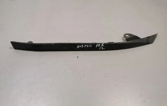 Toyota Avensis T270 Front bumper lip 7685205040