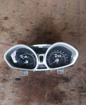Ford Fiesta Speedometer (instrument cluster) 8A6T10849HM