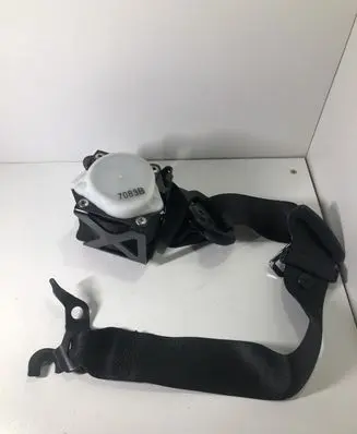 BMW X3 F25 Front seatbelt 30577122 024T259 3052985