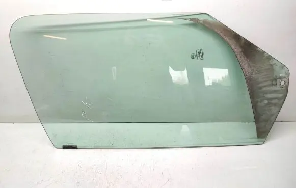 Fiat Ducato Front door window glass four-door 43R001582