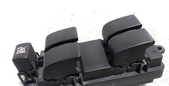 Mazda 3 I Electric window control switch 03123000