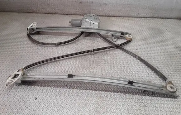 Citroen Xsara Picasso Front door window regulator with motor 0130821763