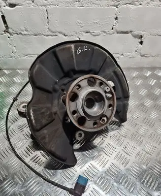 Mercedes-Benz S C217 Rear wheel hub 2220306