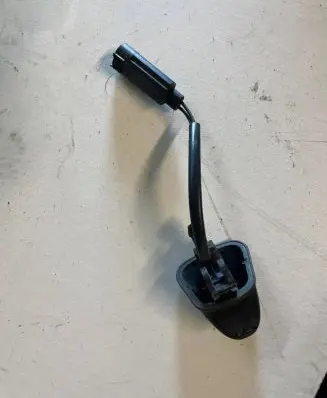 BMW 3 E92 E93 Windshield washer spray nozzle 7131299