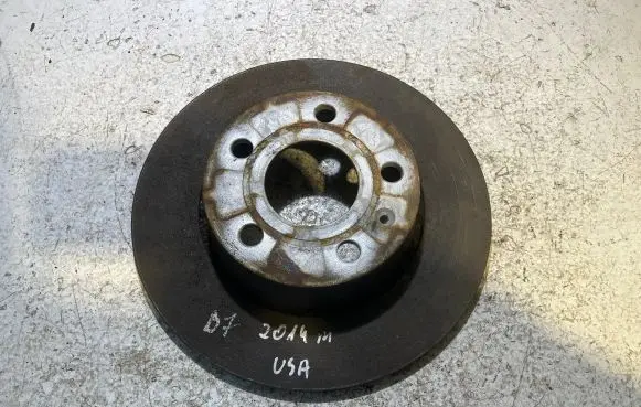 Volkswagen PASSAT B7 Rear brake disc