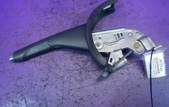 Handbrake/parking brake lever assembly