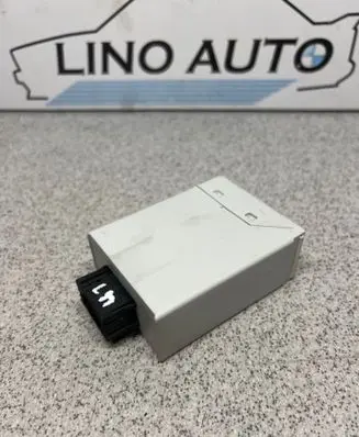 BMW 3 E46 Wing mirror control module 61358376506