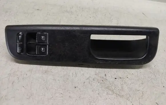 Volkswagen Golf IV Electric window control switch