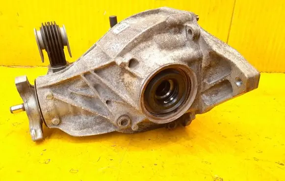 Mercedes-Benz C W205 Front differential 2053503105