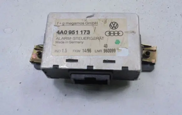 Audi A6 S6 C4 4A Other control units/modules 4A0951173
