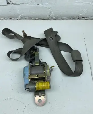 KIA Sorento Front seatbelt 409570