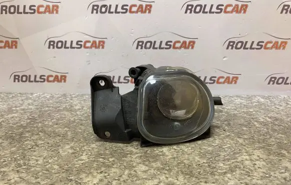 Audi A6 S6 C5 4B Front fog light 4B0941700A 89303061