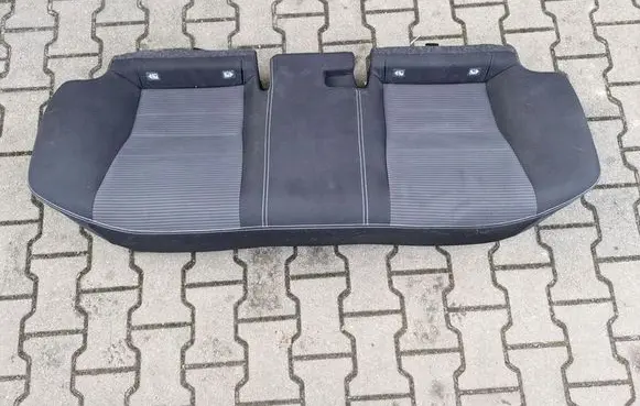 Toyota Avensis T270 Second row seats 55344553543