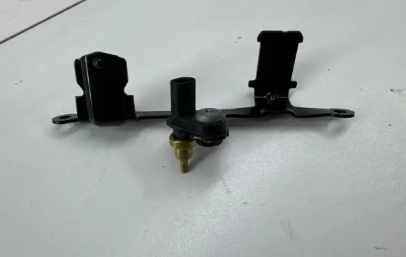 Audi A5 Coolant temperature sensor 06M130407