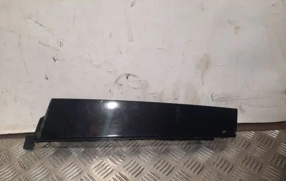 Ford Escape III Front door glass trim molding CJ54S20898