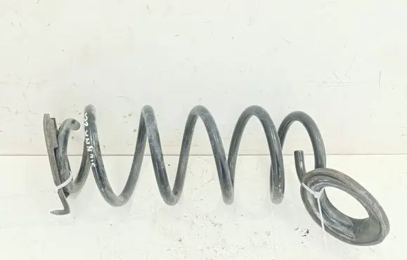 Toyota Sienna XL40 IV Rear coil spring 