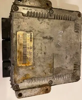 Renault Espace - Grand espace IV Engine control unit/module 0281011325