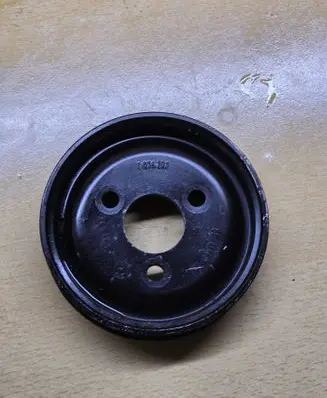BMW M5 Power steering pump 7834287