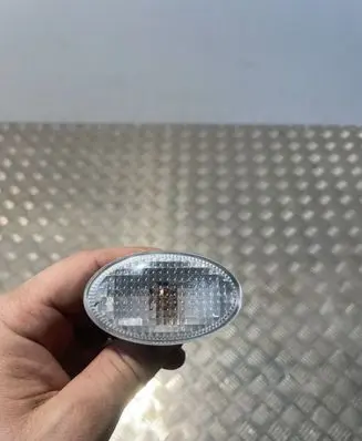 Subaru Forester SG Front fender indicator light