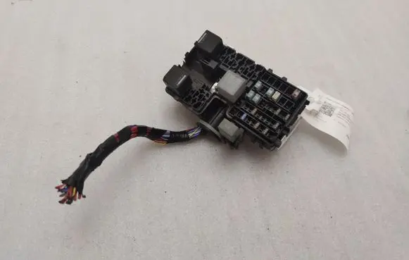 Volvo S90, V90 Fuse module 31384034