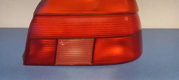 BMW 5 E39 Rear/tail lights 8358032
