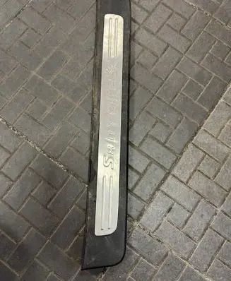 Hyundai Santa Fe Front sill trim cover 858812B000
