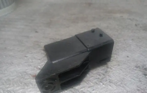 Citroen C5 Glow plug pre-heat relay 51252002 9640469680