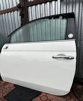 Door (2 Door Coupe)