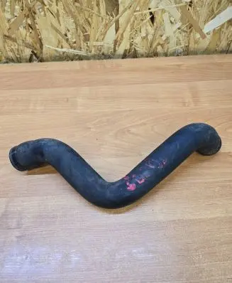 Volvo S60 Engine coolant pipe/hose 30680748