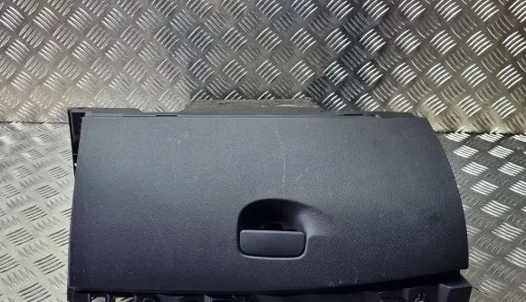 Renault Megane III Glove box set 681080020R
