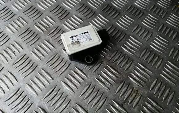 Audi A4 S4 B7 8E 8H ESP acceleration yaw rate sensor 8E0907637C 0265005620