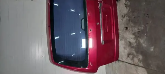 KIA Carnival Tailgate/trunk/boot lid