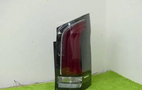 Mercedes-Benz V Class W447 Rear/tail lights 4478204302