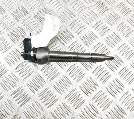 Skoda Octavia Mk3 (5E) Fuel injector 04L130277AC 0445110469