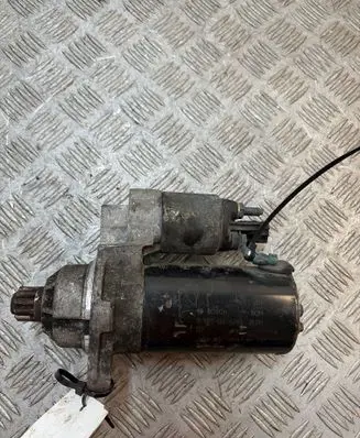 Volkswagen PASSAT B7 Starter motor 02M911024 00588663 025286