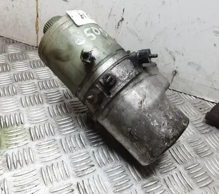 Seat Ibiza III (6L) Power steering pump 301423051AD 6Q2423051R 6Q0423371