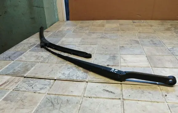 Audi A6 S6 C5 4B Front wiper blade arm 4B1955408A