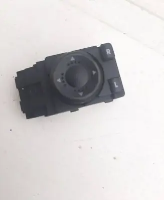 Volkswagen PASSAT B5 Wing mirror switch 3B2959565B