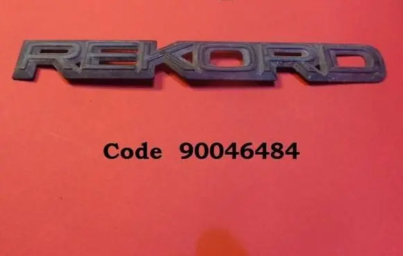 Opel Rekord E2 Manufacturers badge/model letters 90046484