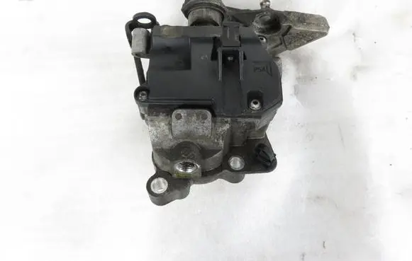 Peugeot 308 Gear selector/shifter in gearbox 