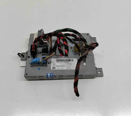 Mercedes-Benz C W205 Central body control module A2229011203 A2229024813