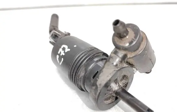 Nissan Note (E11) Windscreen/windshield washer pump 30097