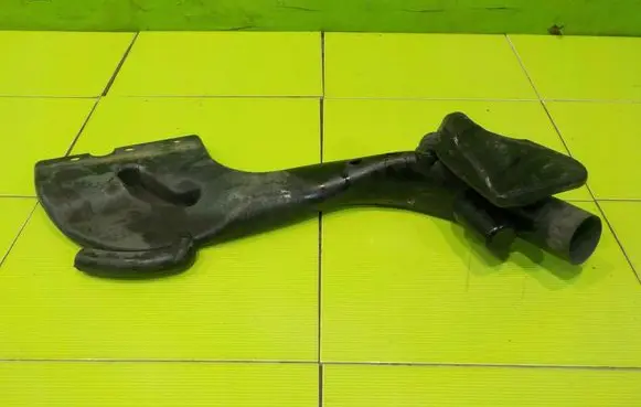 Nissan X-Trail T31 Intercooler hose/pipe 1028087S01 12AB28
