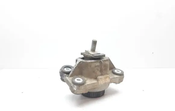 Land Rover Range Rover Sport L494 Engine mount bracket 